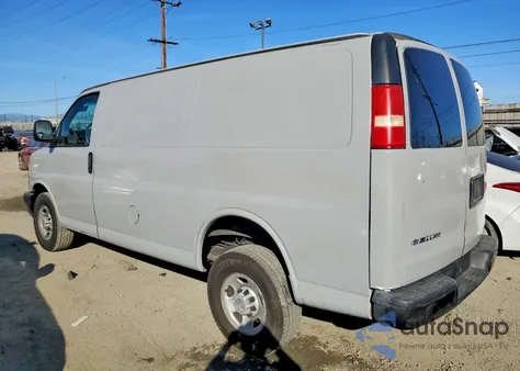 2007 Chevrolet Express G2500 из США, поврежденный, VIN 1GCGG25V271115505